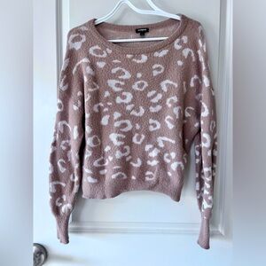 Express Tan and White Crew Neck Sweater